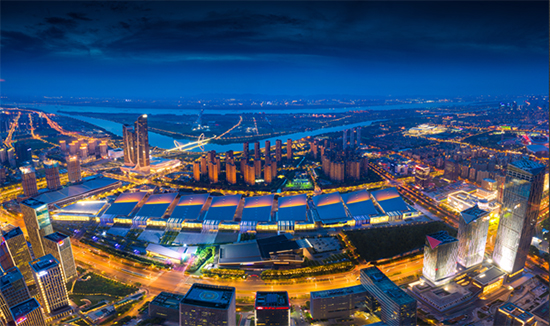 ����ʮ�ߌ�ȫ��ֲ����(li��n)ϵ�Ԓ��չ����ַ